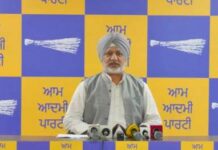 कांग्रेस पूरी तरह से बिखर चुकी है, राजा वड़िंग ‘आप’ के विरुद्ध अफवाहें फैलाने के बजाय अपना घर संभालें: बलतेज पन्नू