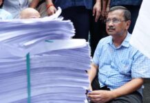 ई-20 के विरोध में 100 लोगों के साथ पीएम से मिलने जा रहे केजरीवाल को पुलिस ने रोका
